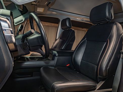 Used 2024 Ford F250 Lariat w/ Lariat Ultimate Package image 18