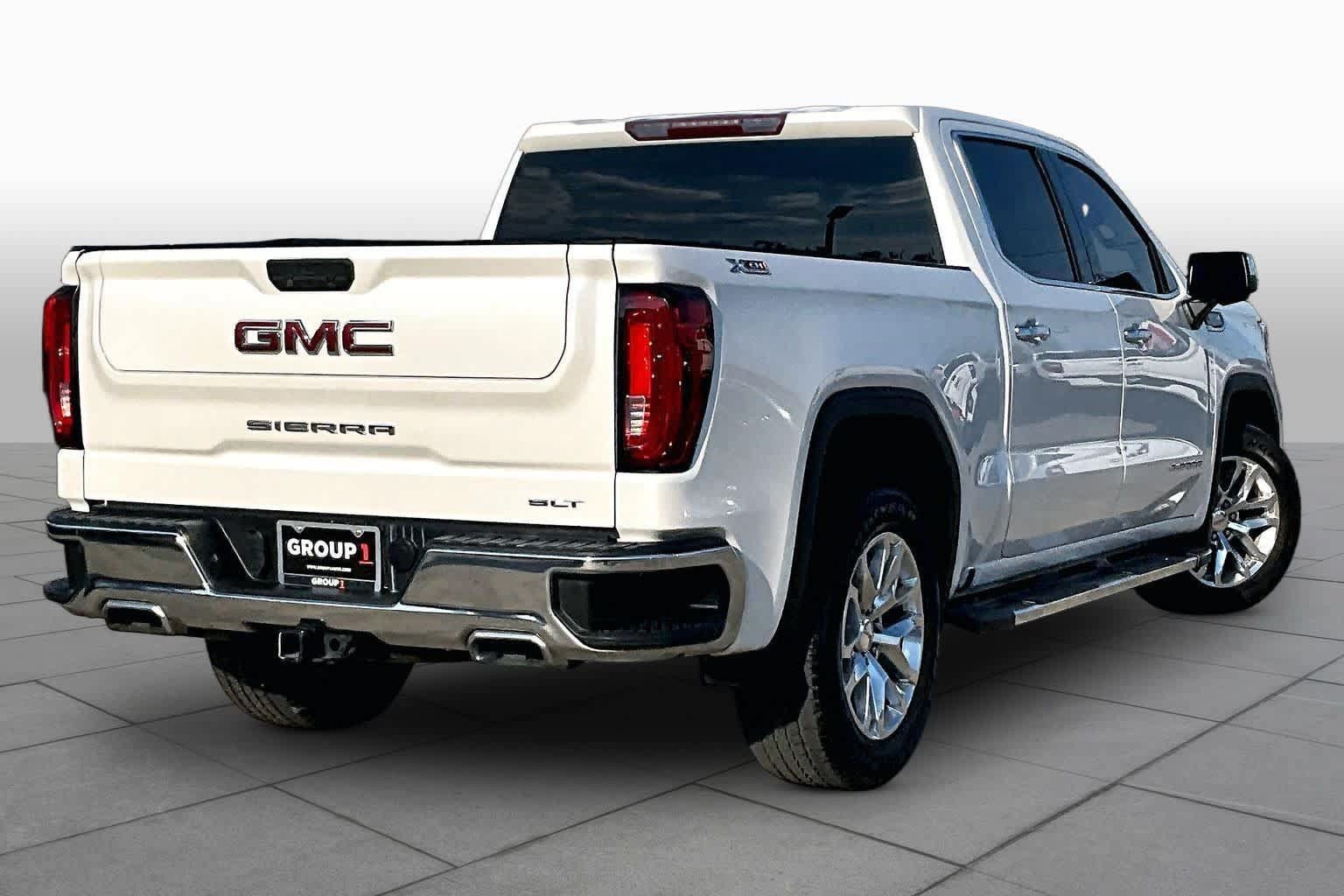Used 2021 GMC Sierra 1500 SLT AWD/4WD image 13