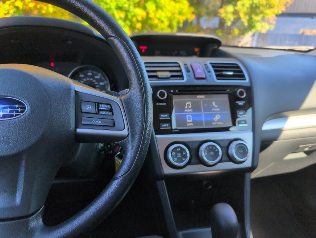 Used 2015 Subaru Crosstrek 2.0i Premium AWD/4WD image 19