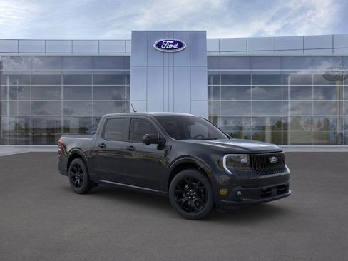 New 2025 Ford Maverick Lobo image 11