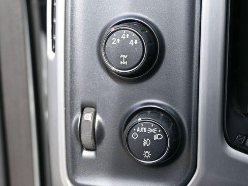 Used 2016 GMC Sierra 3500 SLT w/ Duramax Plus Package image 19