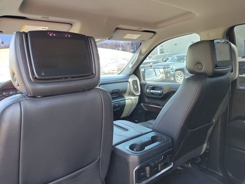 Used 2020 GMC Sierra 1500 SLT w/ SLT Premium Plus Package image 8