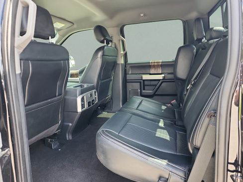 Used 2019 Ford F150 Lariat w/ Trailer Tow Package RWD image 18