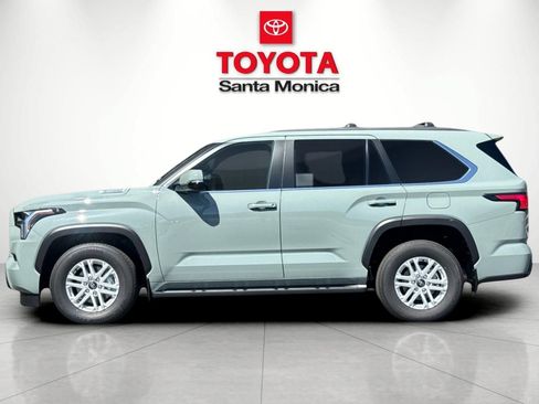 New 2026 Toyota Sequoia SR5 AWD/4WD image 8