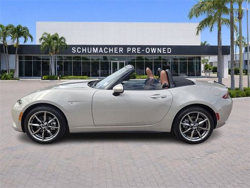 Used 2023 MAZDA MX-5 Miata Grand Touring image 4