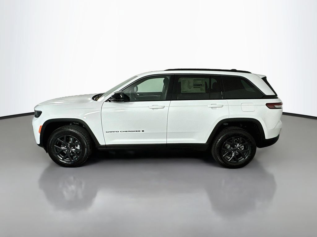 New 2027 Jeep Grand Cherokee Altitude AWD/4WD image 4