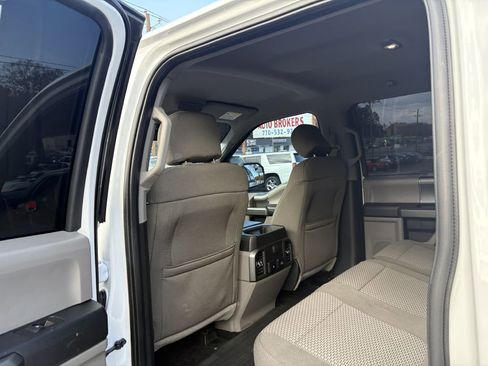 Used 2017 Ford F150 XLT w/ Equipment Group 302A Luxury image 14