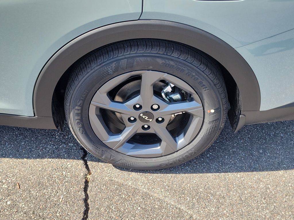 New 2026 Kia K4 FWD image 35