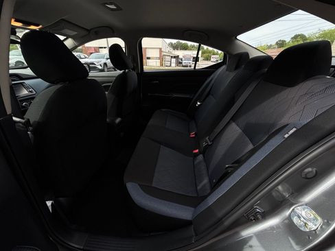 Used 2025 Nissan Versa SV image 25