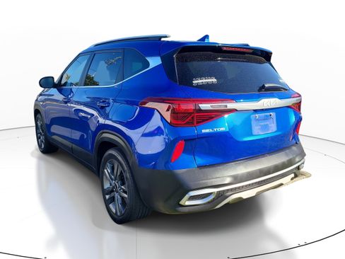 Used 2023 Kia Seltos S w/ Navigation Package image 5
