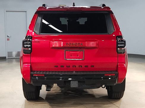 Certified 2025 Toyota 4Runner TRD Sport AWD/4WD image 6