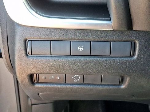 Certified 2023 Nissan Rogue SV AWD/4WD image 26