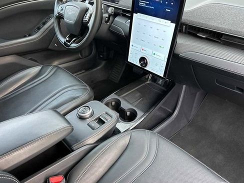 Used 2023 Ford Mustang Mach-E Premium image 14