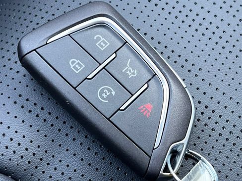 New 2026 Cadillac Lyriq Sport AWD/4WD image 27