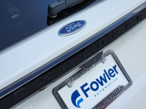 Used 2025 Ford Explorer ST w/ Sun And Sound Package AWD/4WD image 11