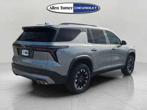 New 2026 Chevrolet Traverse Z71 w/ Driver Confidence Package image 4