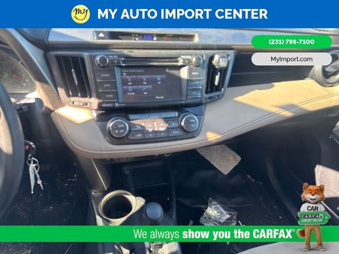 Used 2015 Toyota RAV4 XLE AWD/4WD image 10