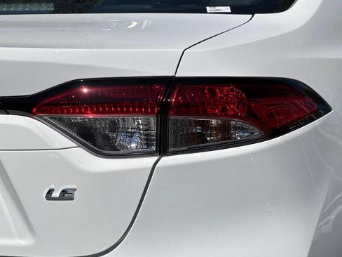 New 2026 Toyota Corolla LE FWD image 32