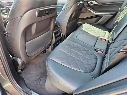 Certified 2025 BMW X5 xDrive40i w/ Premium Package AWD/4WD image 18