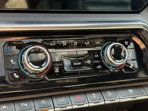 Used 2023 GMC Sierra 1500 Denali w/ Denali Reserve Package image 19