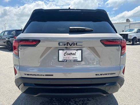 New 2027 GMC Terrain Elevation w/ Elevation Premium Package AWD/4WD image 5
