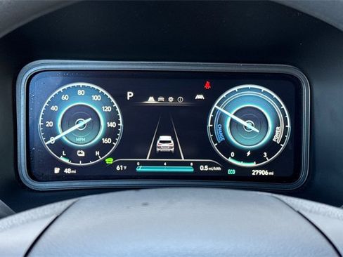 Used 2023 Hyundai Kona SE image 29