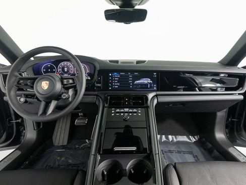 New 2026 Porsche Panamera 4 image 33