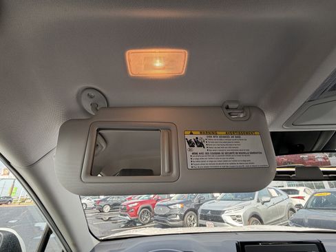 Used 2020 Toyota RAV4 XLE AWD/4WD image 28