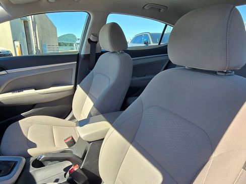 Used 2019 Hyundai Elantra SEL FWD image 20