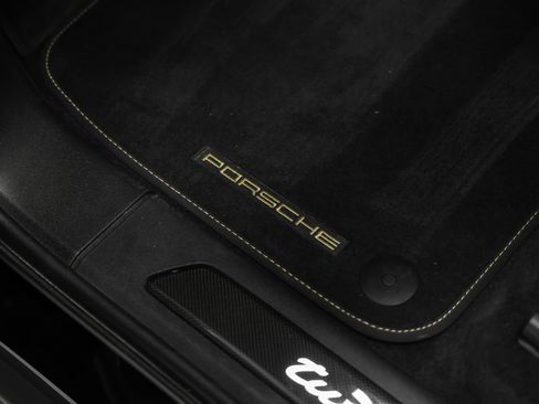 Certified 2022 Porsche Cayenne Turbo GT image 43