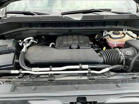 Used 2023 Chevrolet Silverado 1500 LT RWD image 11