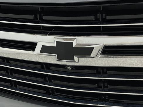 Used 2021 Chevrolet Tahoe LT w/ LT Signature Package AWD/4WD image 39