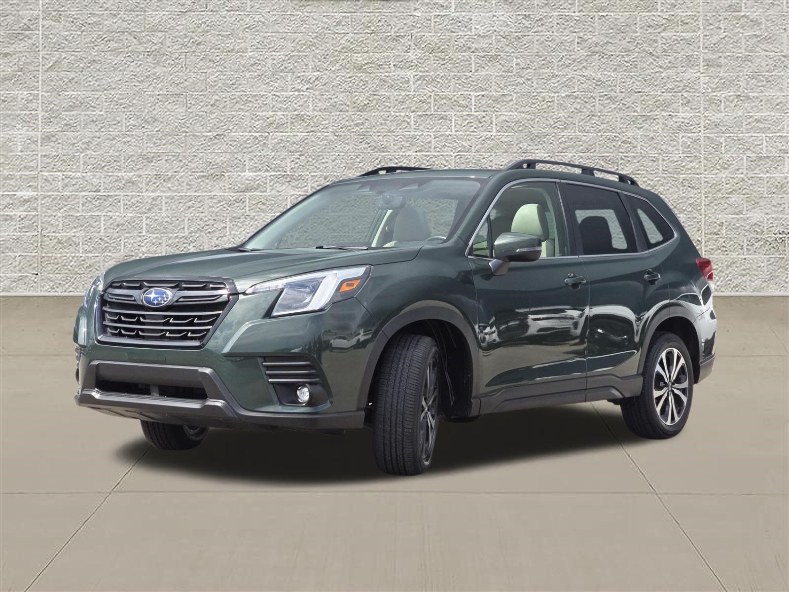 Used 2024 Subaru Forester Limited AWD/4WD image 3