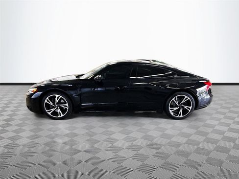 Used 2024 Audi e-tron GT Premium Plus w/ Performance Package image 4