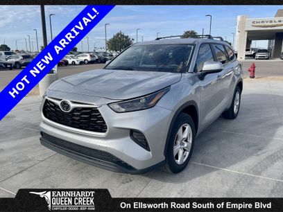 Used 2023 Toyota Highlander L