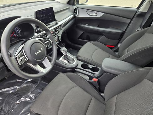 Used 2024 Kia Forte LXS image 14
