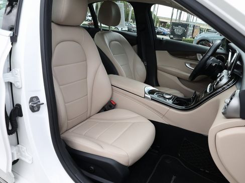 Used 2019 Mercedes-Benz C 300 Sedan w/ Premium Package image 22