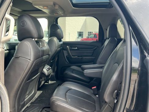 Used 2017 GMC Acadia Limited SLT AWD/4WD image 9