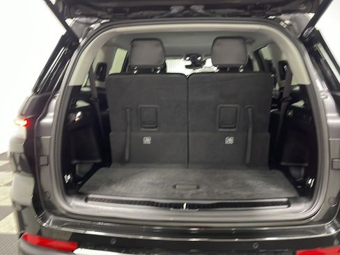 Used 2021 Jeep Grand Cherokee L Limited AWD/4WD image 17