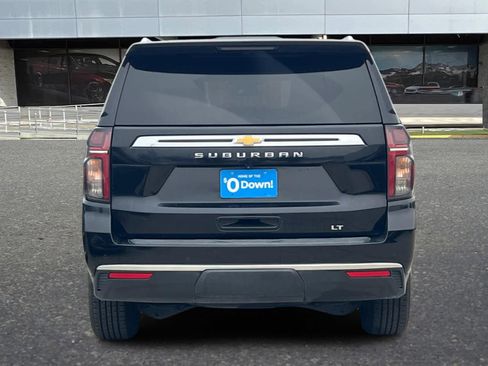 Used 2023 Chevrolet Suburban LT image 7