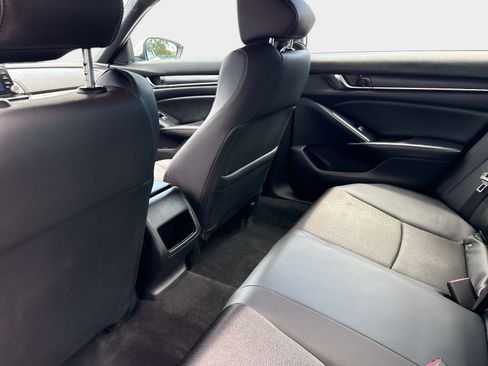 Used 2020 Honda Accord Sport image 13