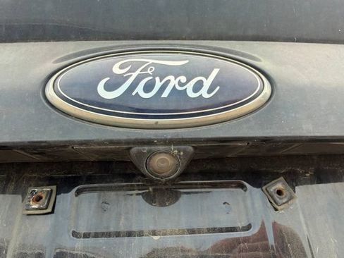 Used 2016 Ford Escape SE w/ Equipment Group 201A FWD image 12