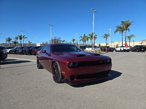 Used 2020 Dodge Challenger SRT Hellcat w/ Plus Package image 2