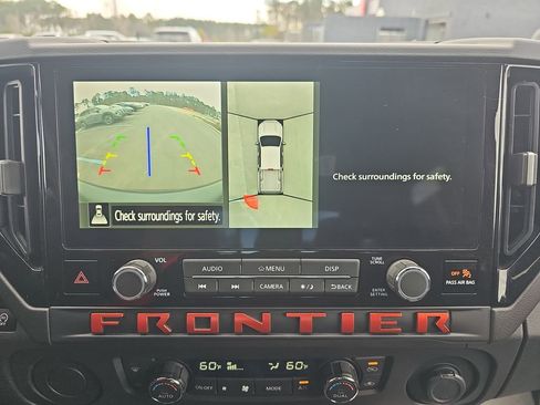 Used 2025 Nissan Frontier Pro-X w/ Pro Convenience Package image 25