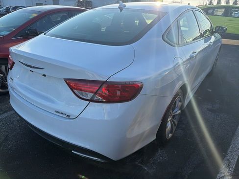 Used 2015 Chrysler 200 S w/ Navigation & Sound Group I image 4