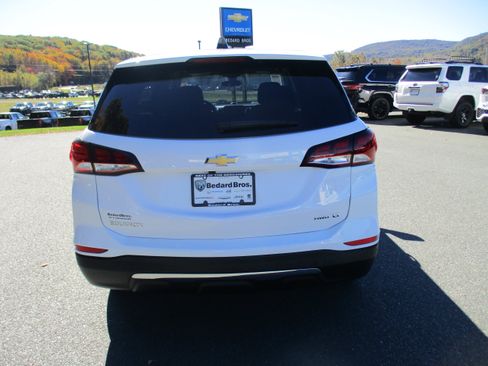 Certified 2022 Chevrolet Equinox LT image 6