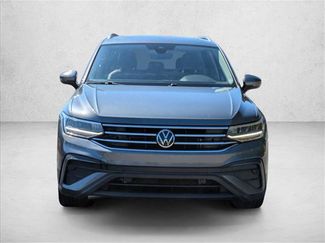 Used 2022 Volkswagen Tiguan SE video 2