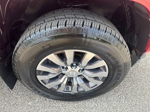 Used 2020 Toyota Tacoma Limited AWD/4WD image 14