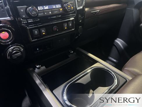 Used 2020 Nissan Titan Platinum Reserve w/ Moonroof Package AWD/4WD image 15