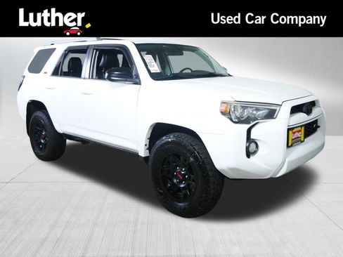 Used 2014 Toyota 4Runner SR5 AWD/4WD image 1